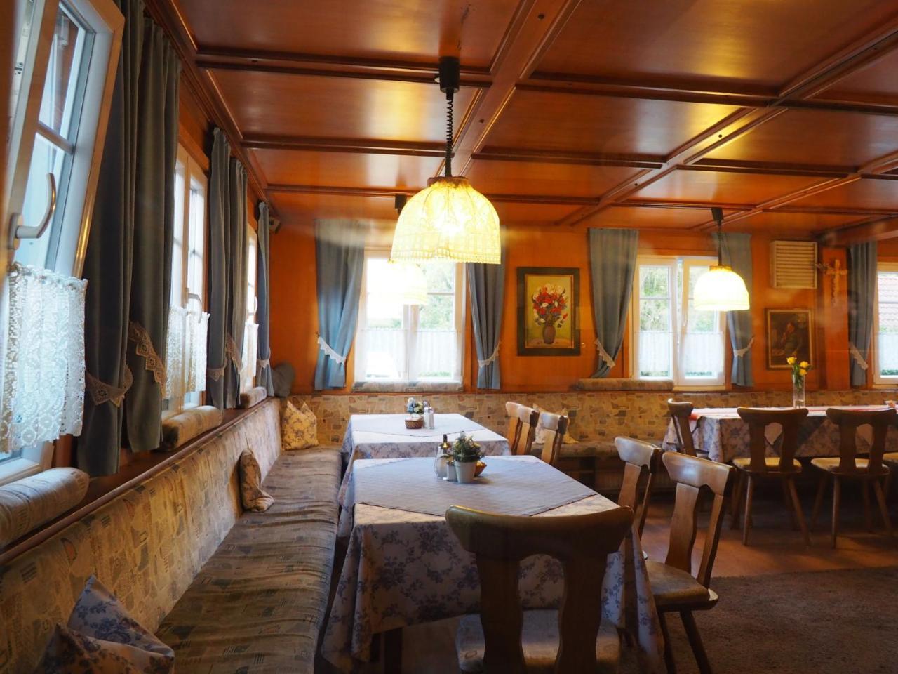 Landgasthof Zum Schwarzen Grat Isny im Allgäu Exterior foto