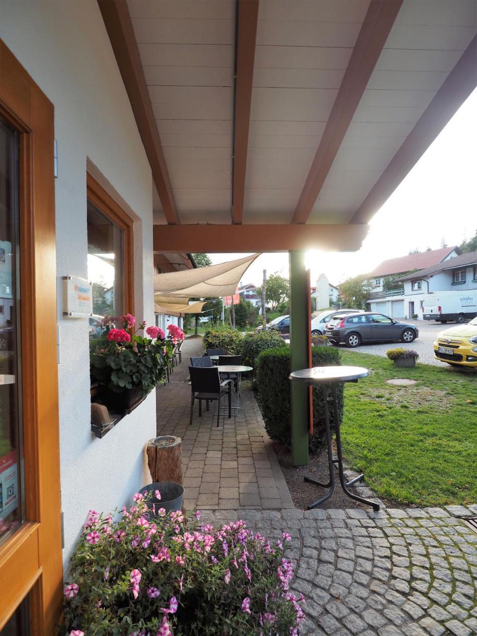 Landgasthof Zum Schwarzen Grat Isny im Allgäu Exterior foto